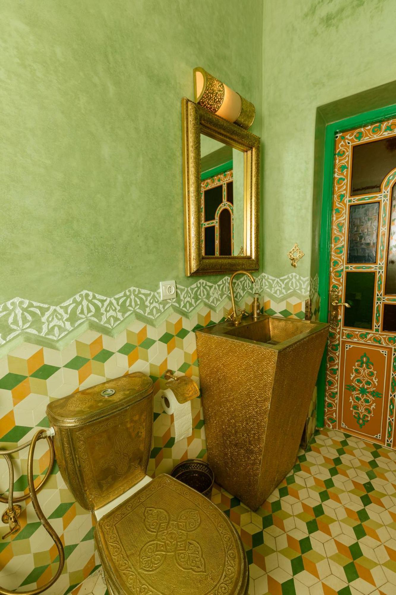 Colorful Traditional Riad W/Views Of Spain Tanger Buitenkant foto