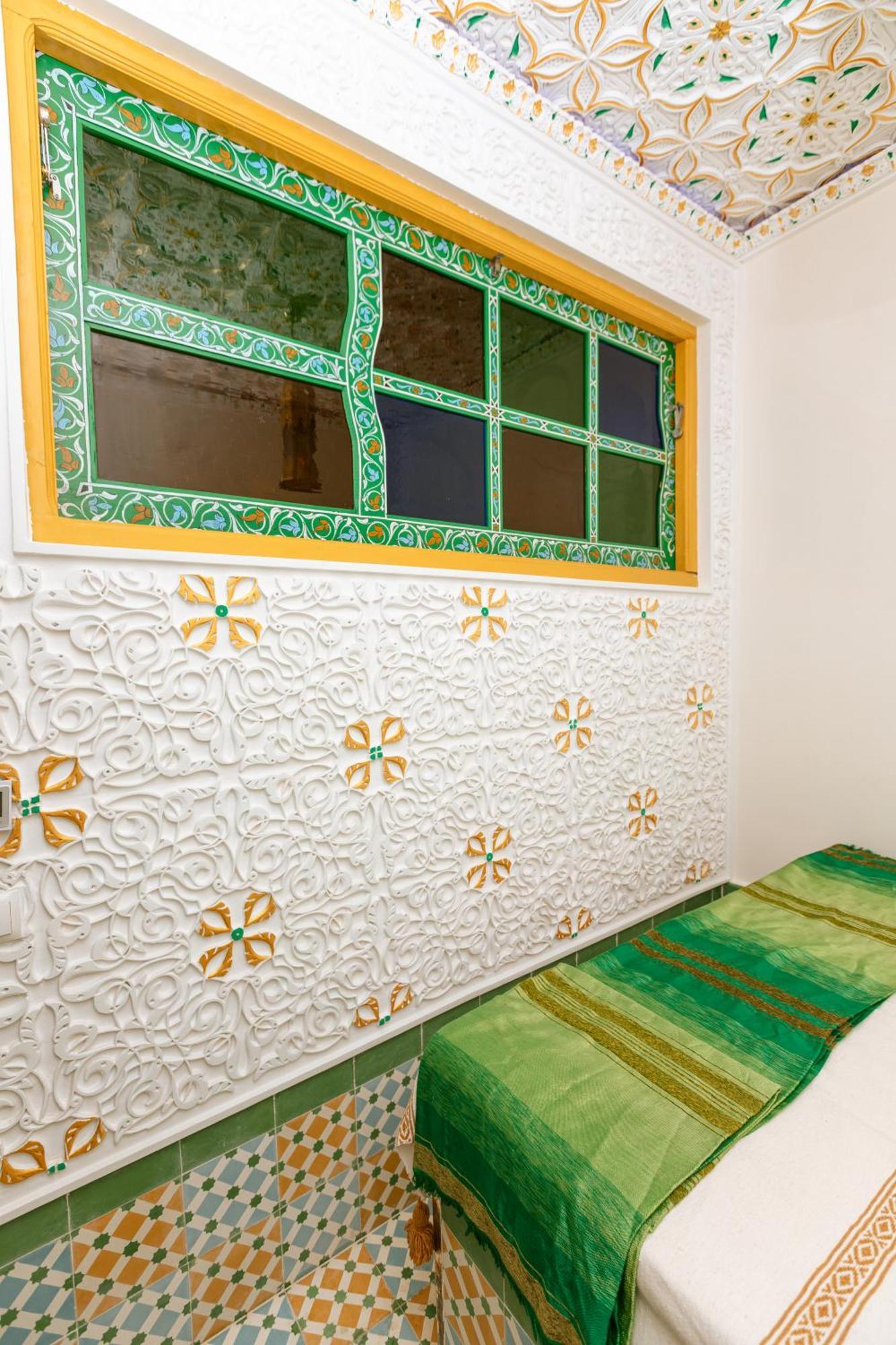 Colorful Traditional Riad W/Views Of Spain Tanger Buitenkant foto