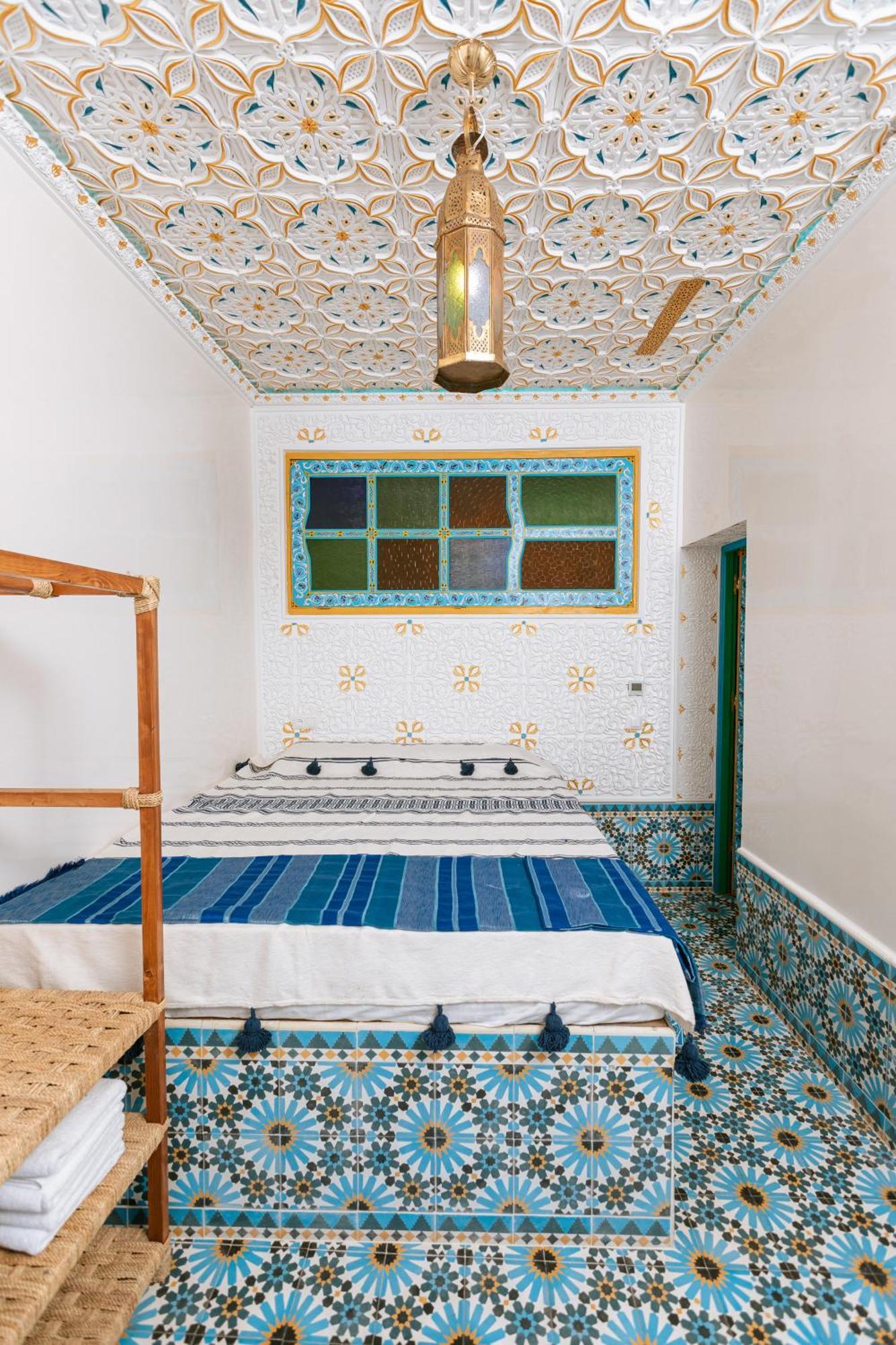 Colorful Traditional Riad W/Views Of Spain Tanger Buitenkant foto