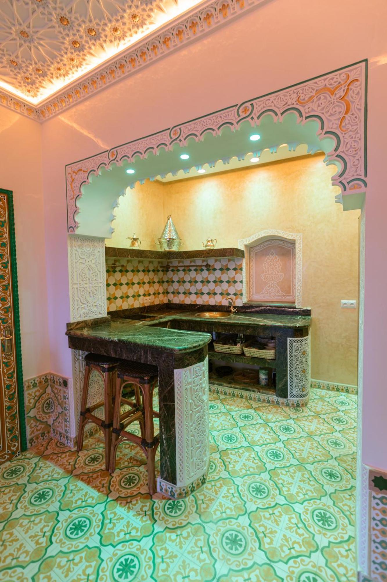 Colorful Traditional Riad W/Views Of Spain Tanger Buitenkant foto