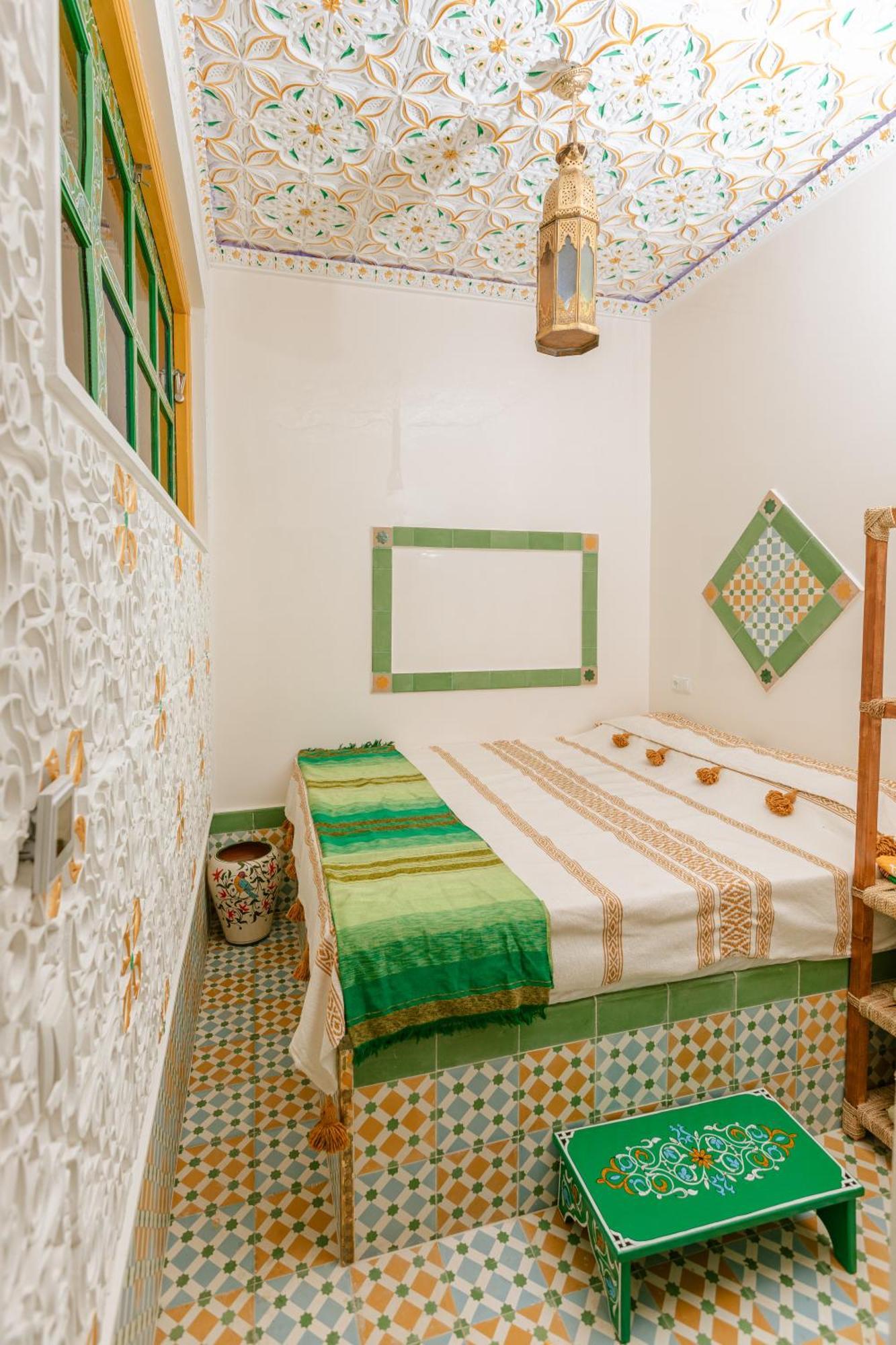 Colorful Traditional Riad W/Views Of Spain Tanger Buitenkant foto